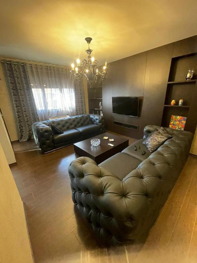 Luxury Apartment City Centre Tiranë Luaran gambar