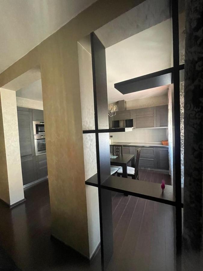Luxury Apartment City Centre Tiranë Luaran gambar
