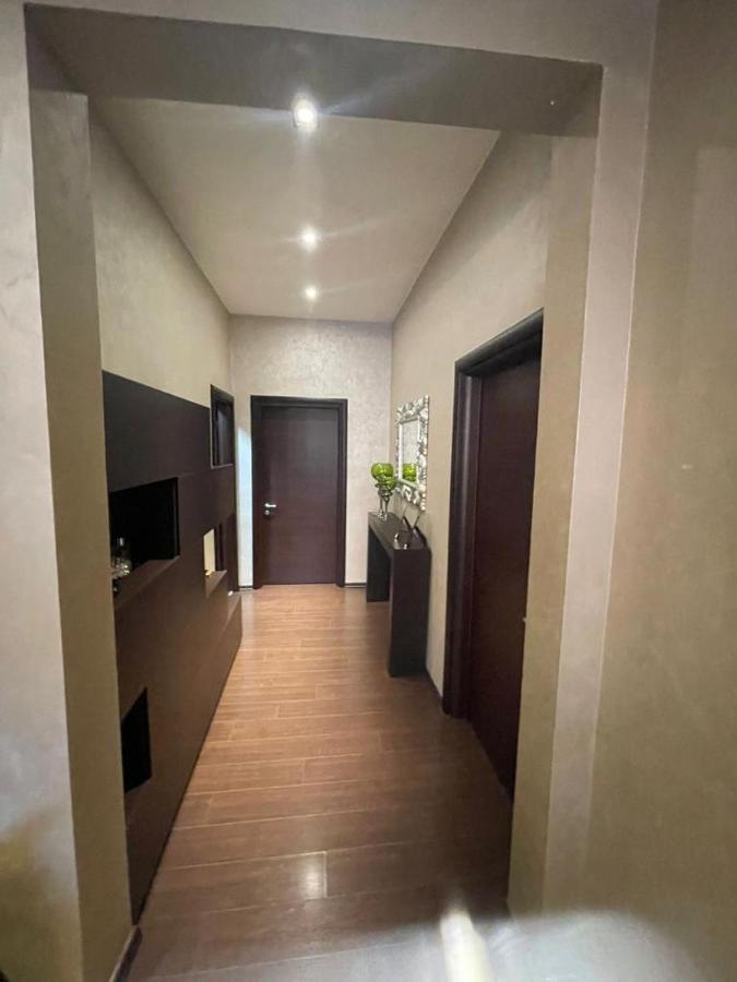 Luxury Apartment City Centre Tiranë Luaran gambar