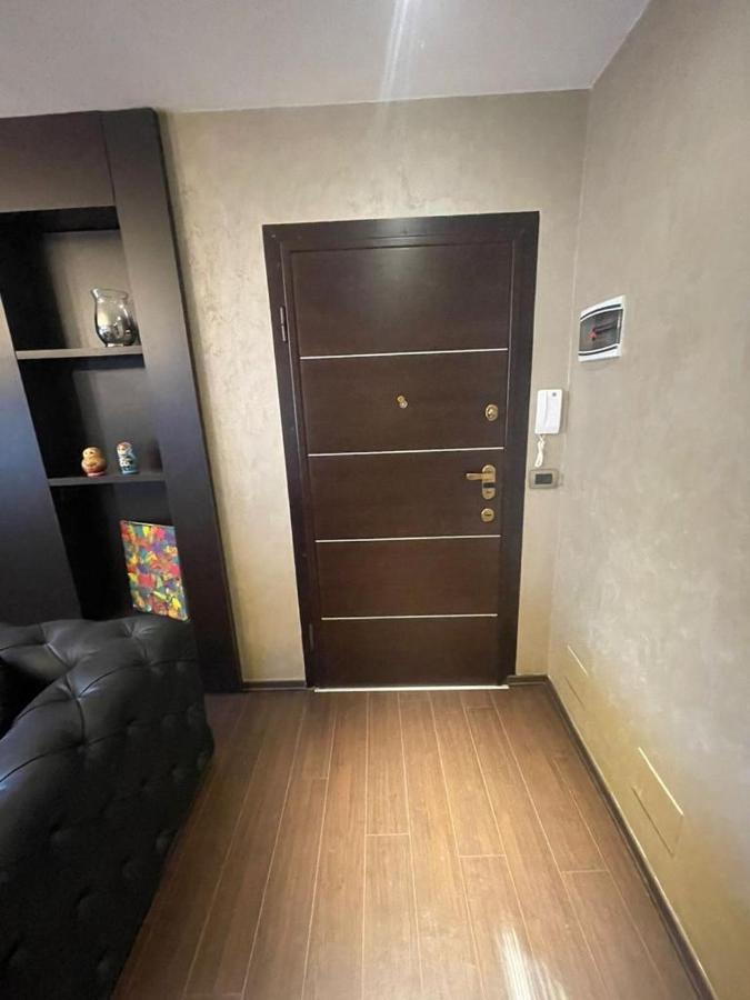 Luxury Apartment City Centre Tiranë Luaran gambar