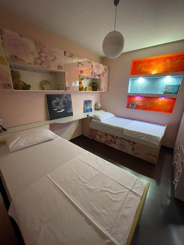 Luxury Apartment City Centre Tiranë Luaran gambar